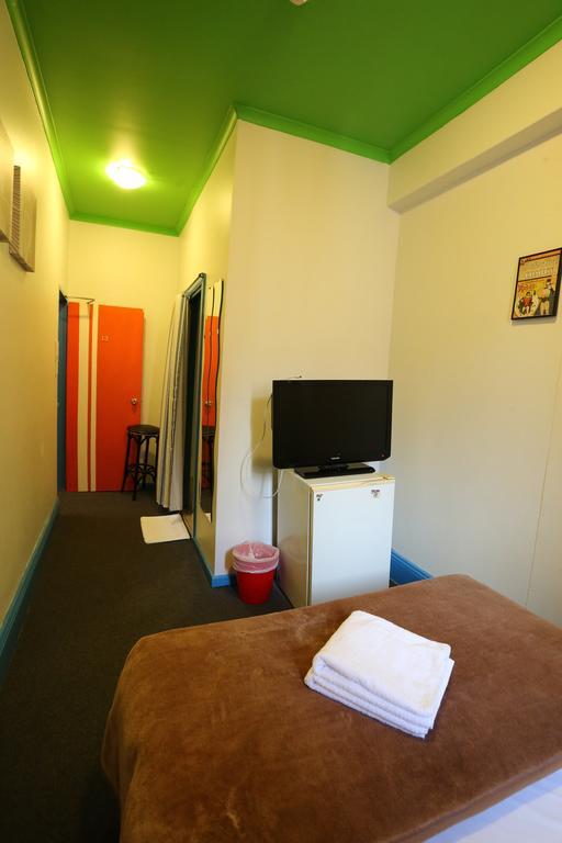 Central Perk Lodge Sydney Room photo